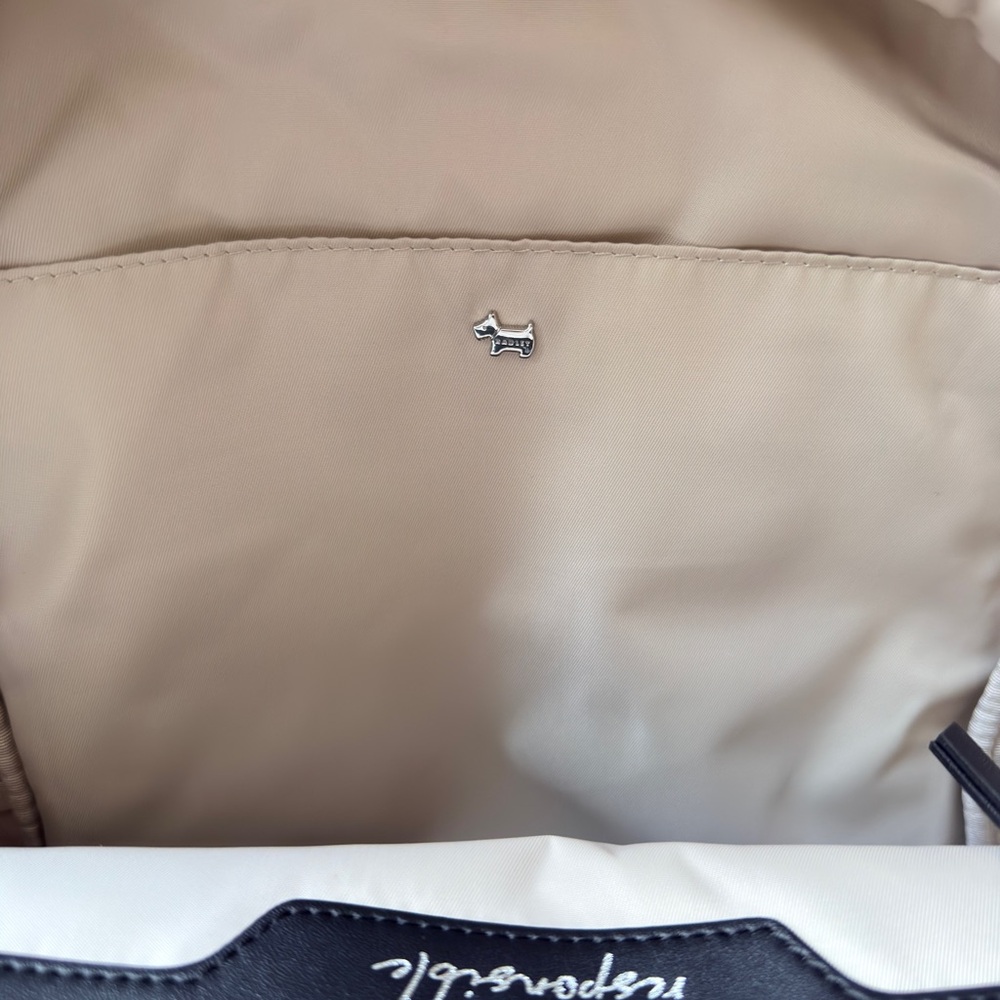 Finsbury Park Black Quilt Ziptop Backpack - Picture 6 of 7